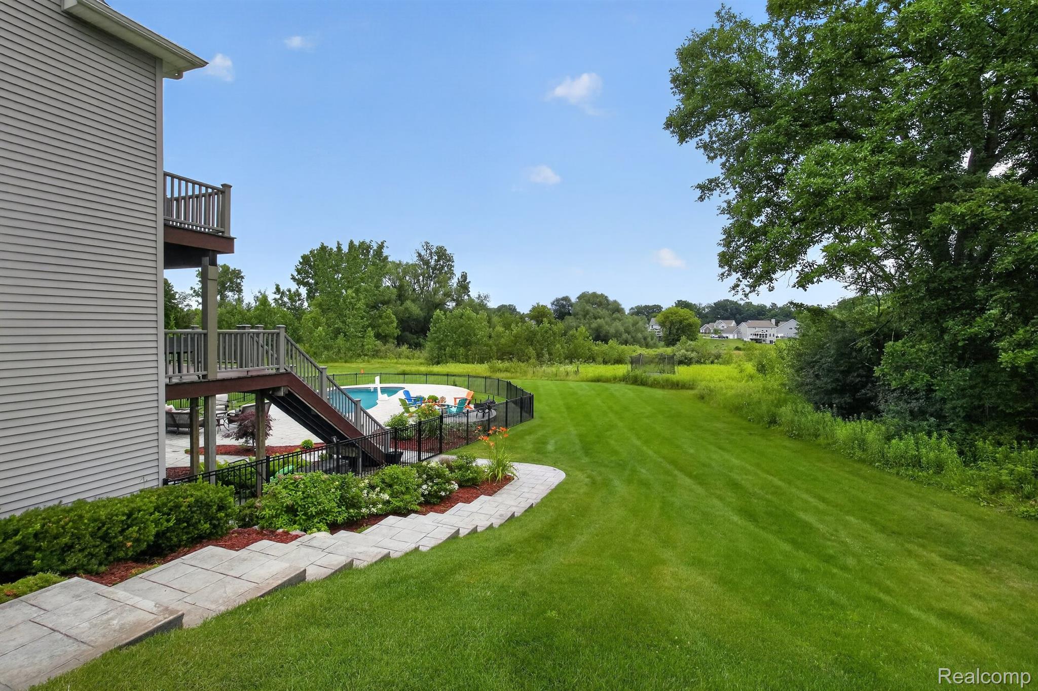 5532 Hartman Court