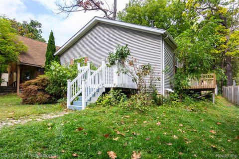 4080 Cass Elizabeth Road Waterford Charter Township MI 48328