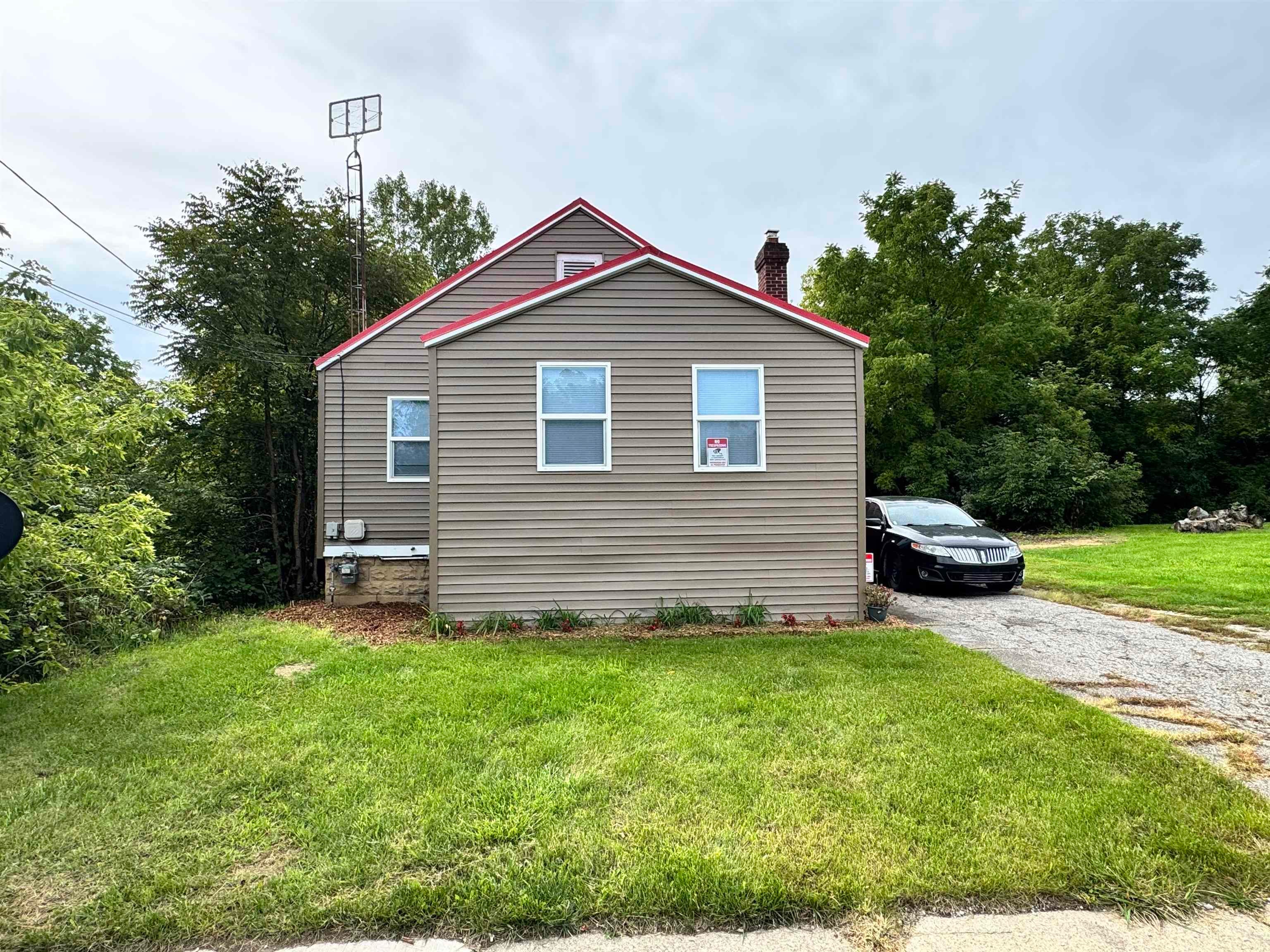 914 E Carpenter Road