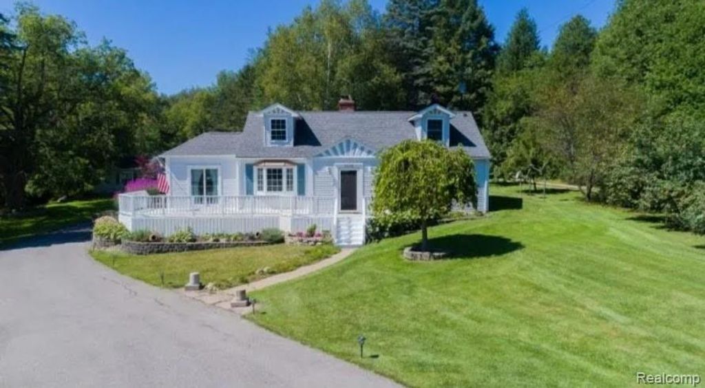 Photo of 3658 Lakeshore Road, Lexington Township, MI 48450 (MLS # 20261014646)