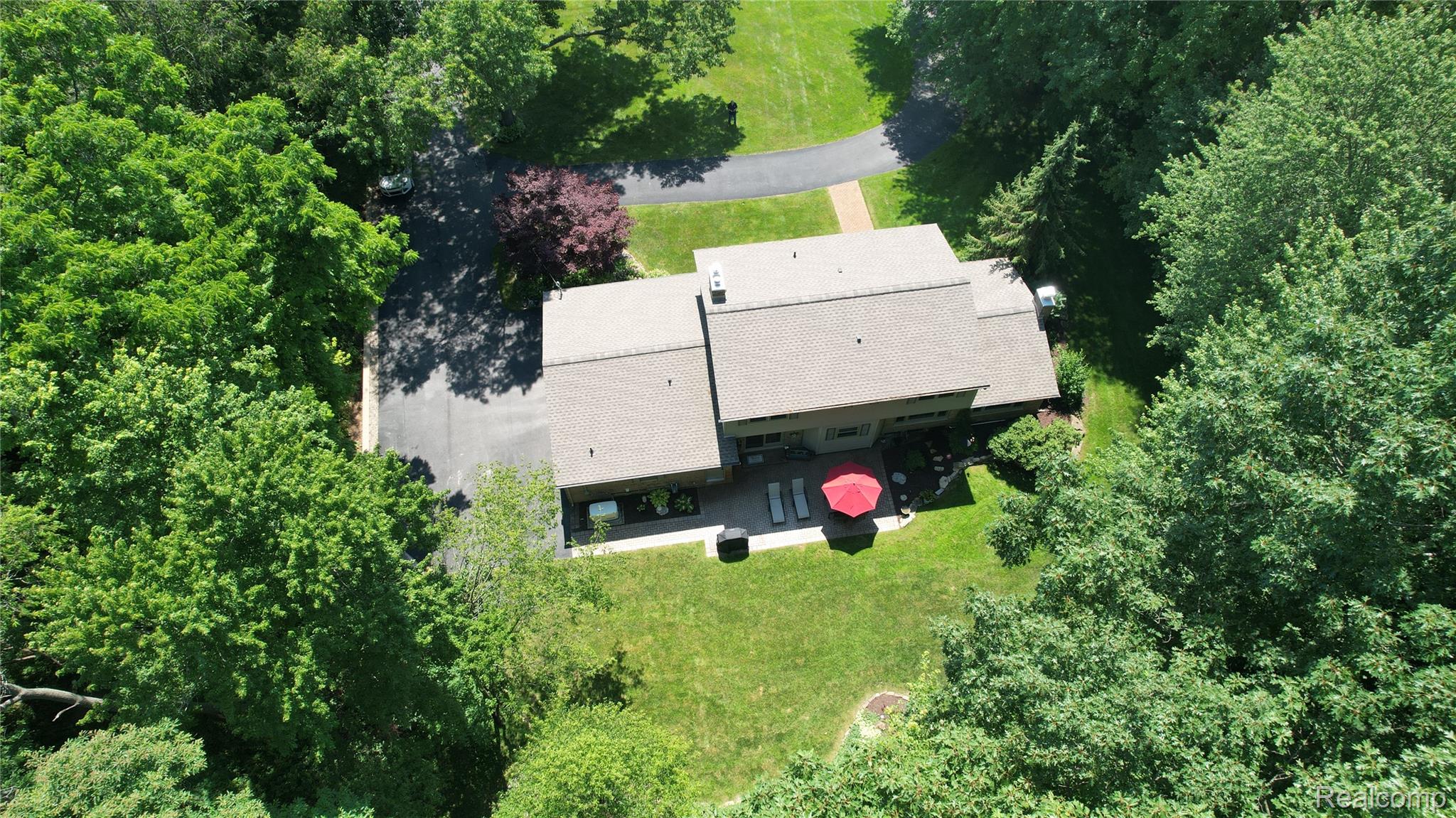 3319 N Tipsico Lake Road