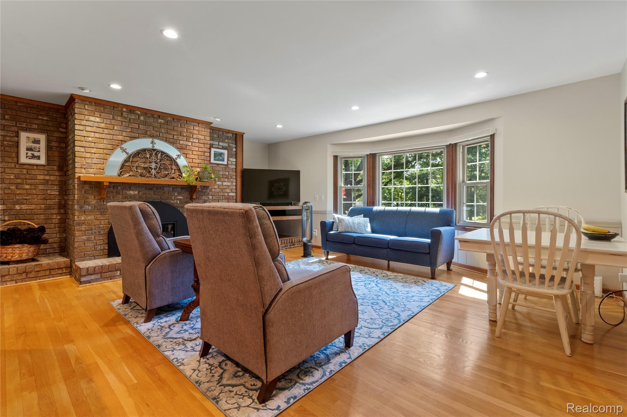 3319 N Tipsico Lake Road