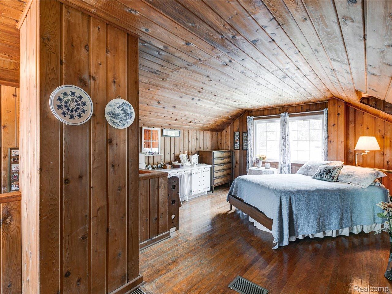 Port Huron City, Michigan 48060, United States, 3 Bedrooms Bedrooms, ,2 BathroomsBathrooms,Residential,Active,182517