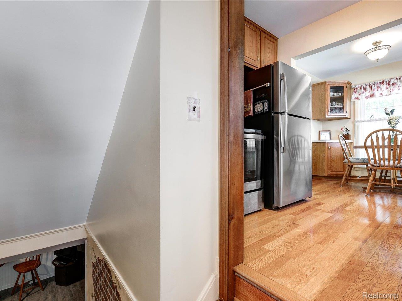 Port Huron City, Michigan 48060, United States, 3 Bedrooms Bedrooms, ,2 BathroomsBathrooms,Residential,Active,182517