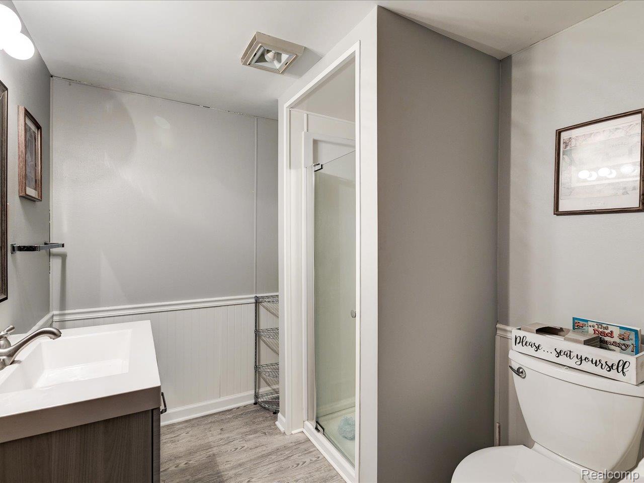 Port Huron City, Michigan 48060, United States, 3 Bedrooms Bedrooms, ,2 BathroomsBathrooms,Residential,Active,182517