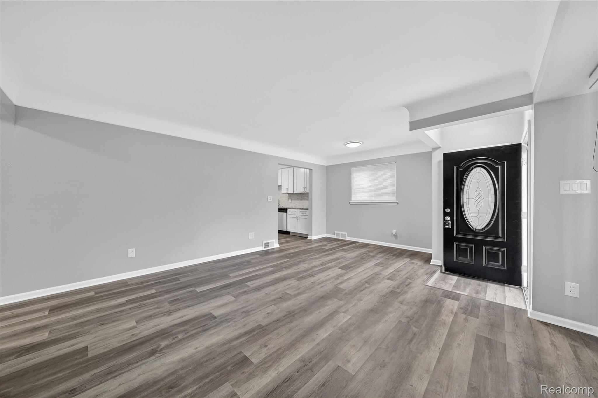 31244 Rosslyn Avenue