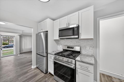 Tiny photo for 31244 Rosslyn Avenue, Garden City City, MI 48135 (MLS # 20261021722)