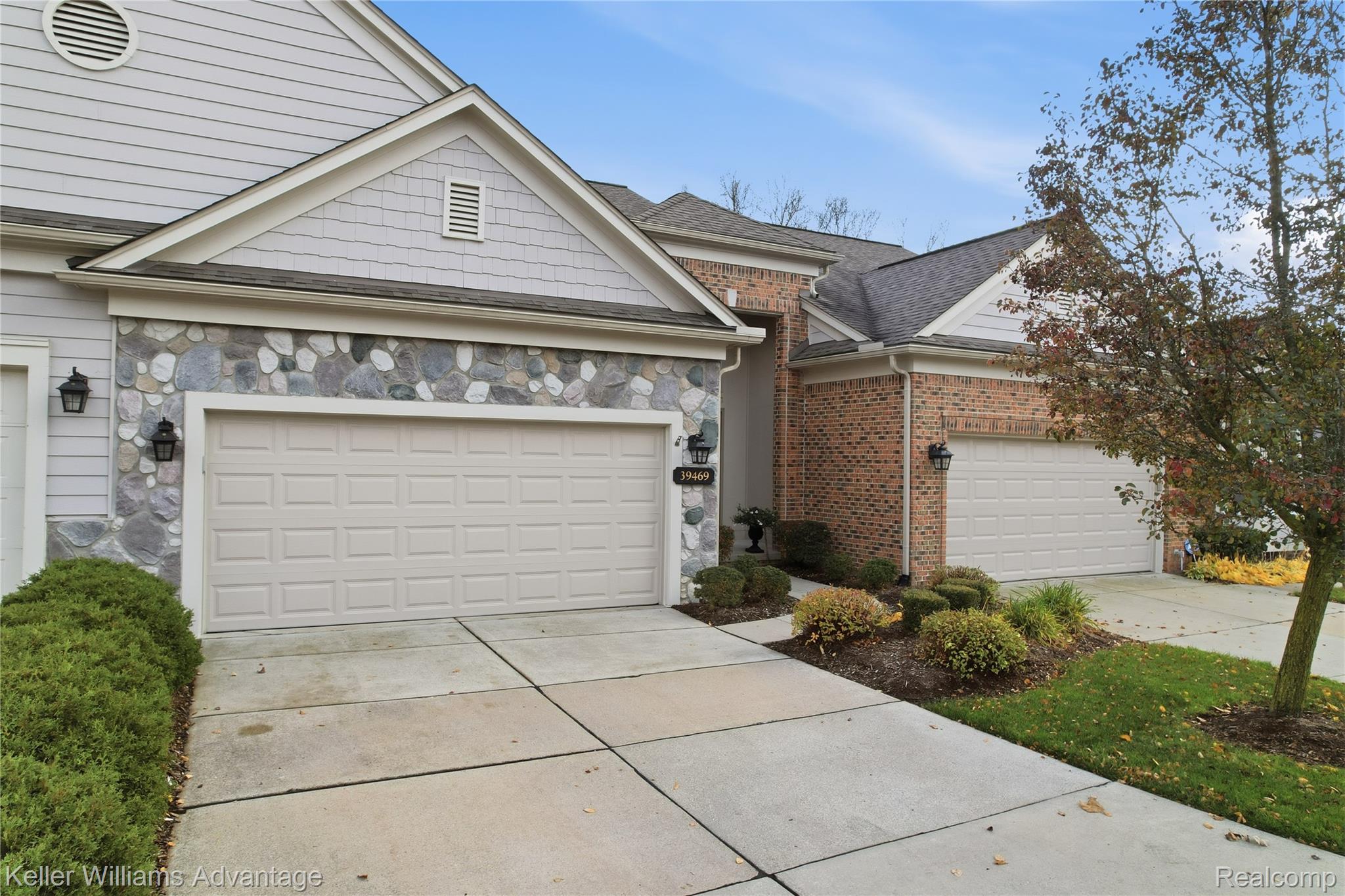 39469 Edgewater Drive