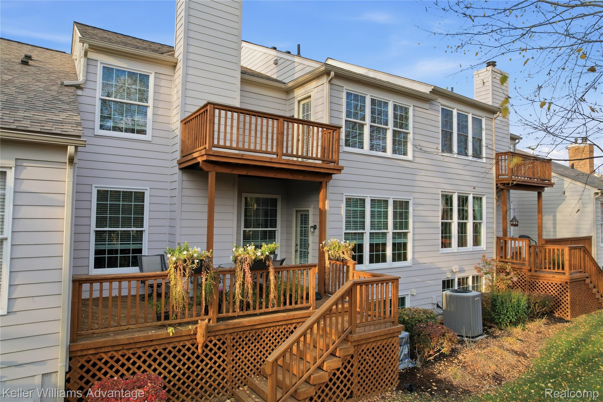 39469 Edgewater Drive