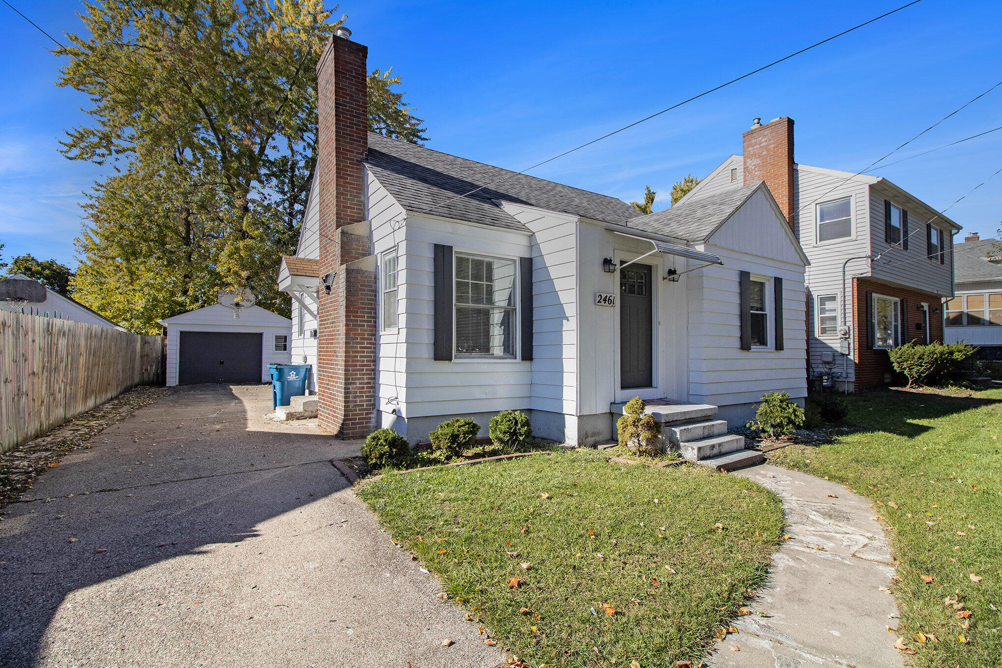 2461 Wyoming Avenue SW