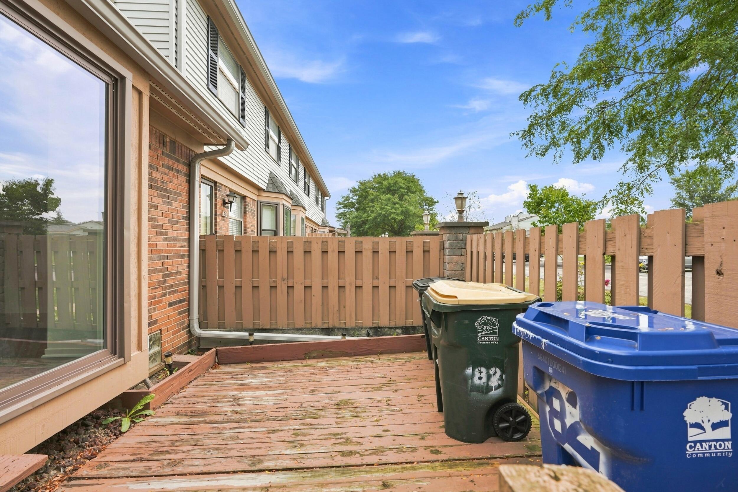 2071 Vine Way Drive 82