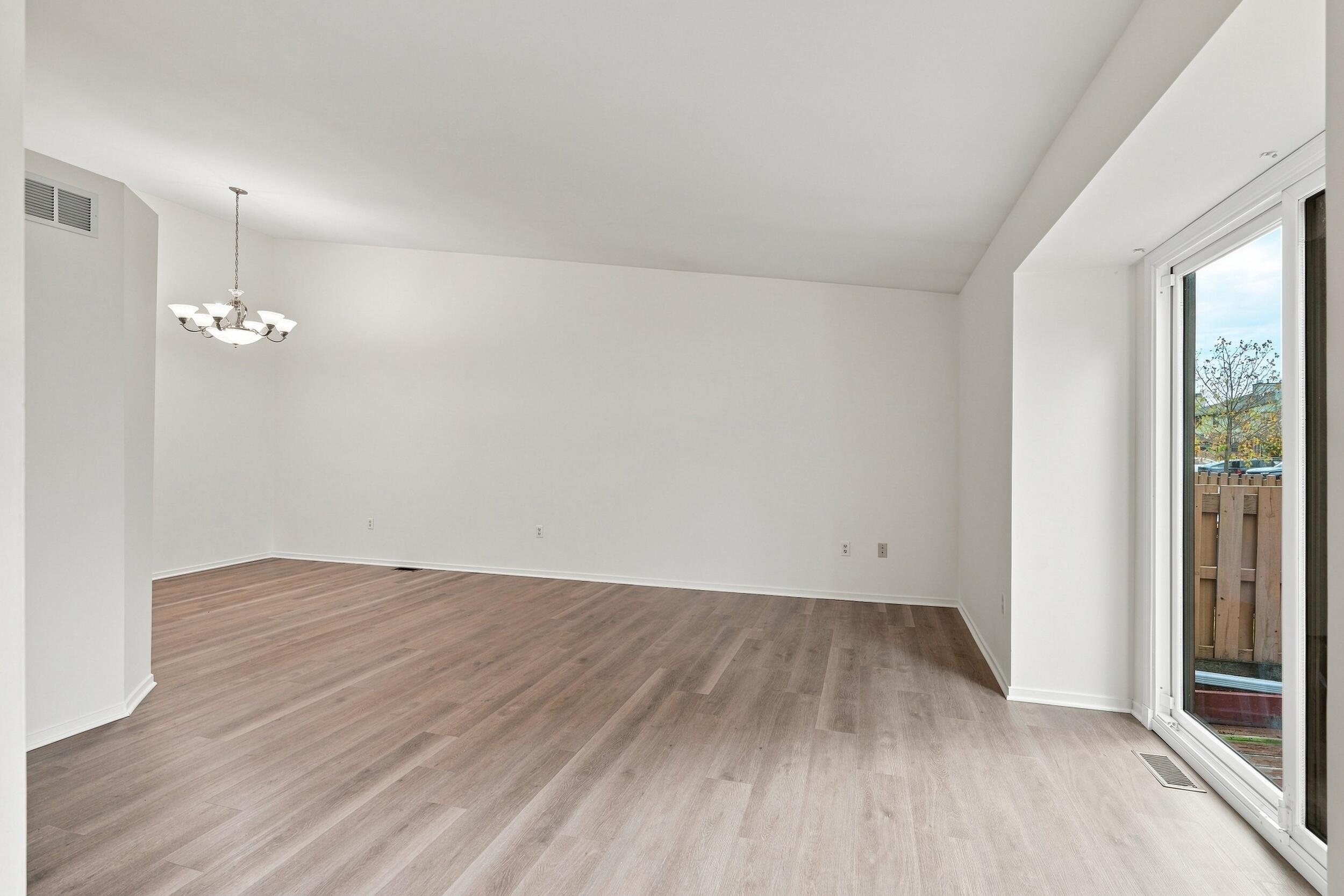 2071 Vine Way Drive 82