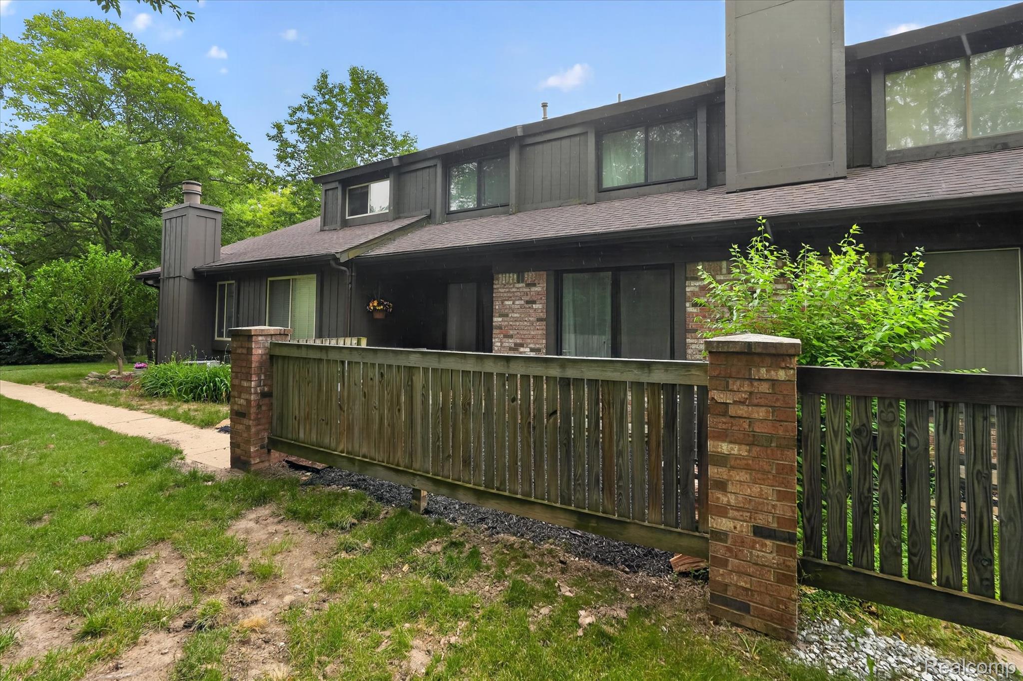 2017 Beekman Court