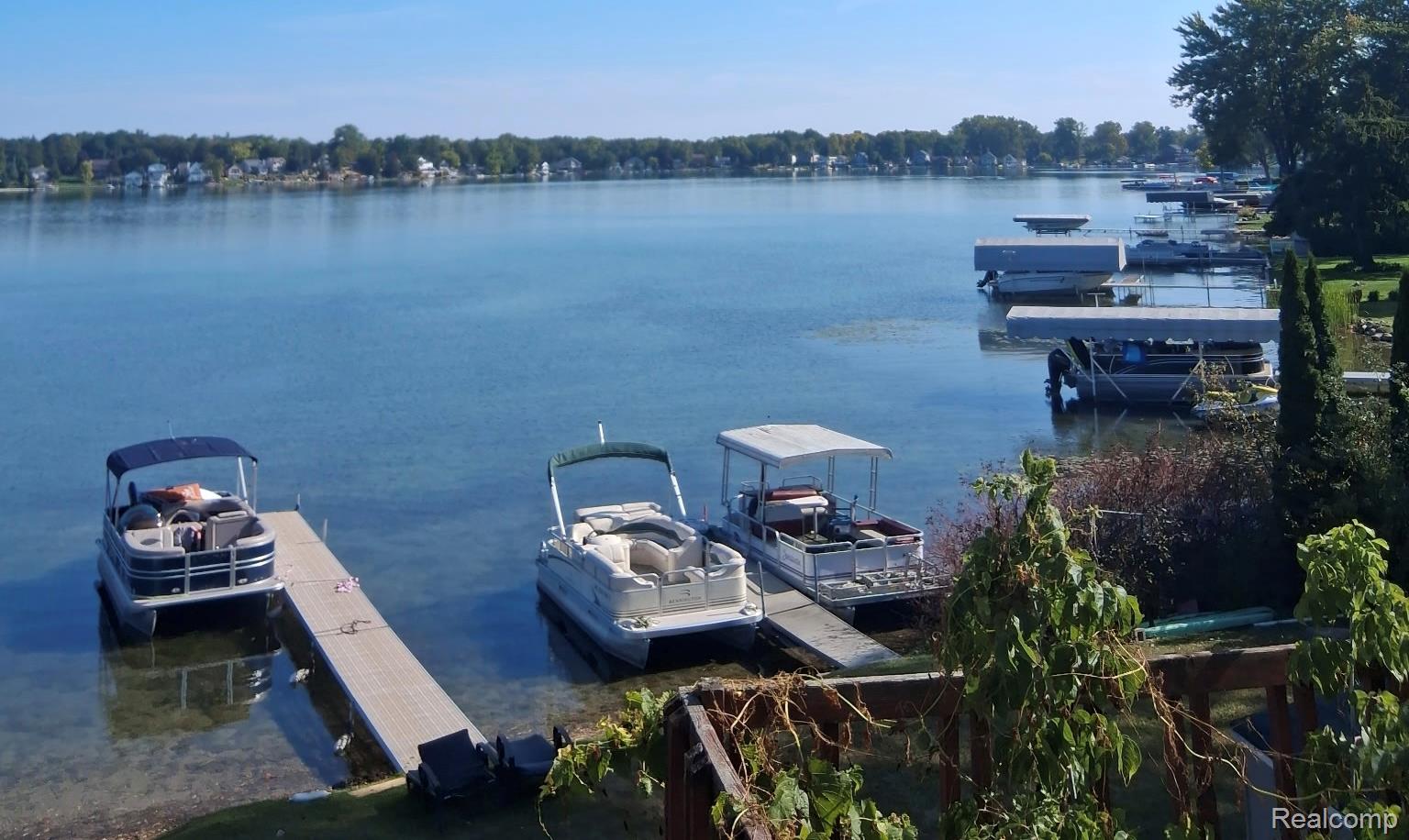 Green Oak Township, Michigan 48178, United States, 1 Bedroom Bedrooms, ,1 BathroomBathrooms,Residential,Active,214038