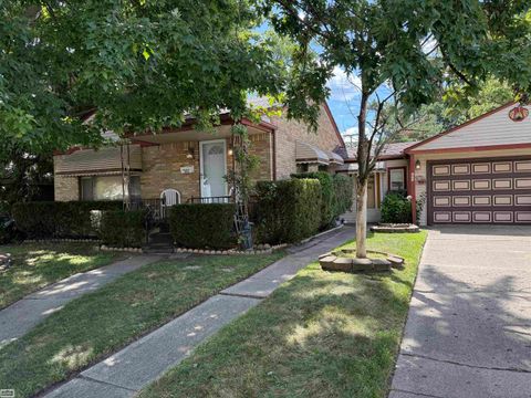 516 E WOODWARD HGTS Boulevard Hazel Park City MI 48030