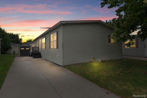 Photo of 16173 Charlemagne Avenue, Clinton Charter Township, MI 48038 (MLS # 20261072781)