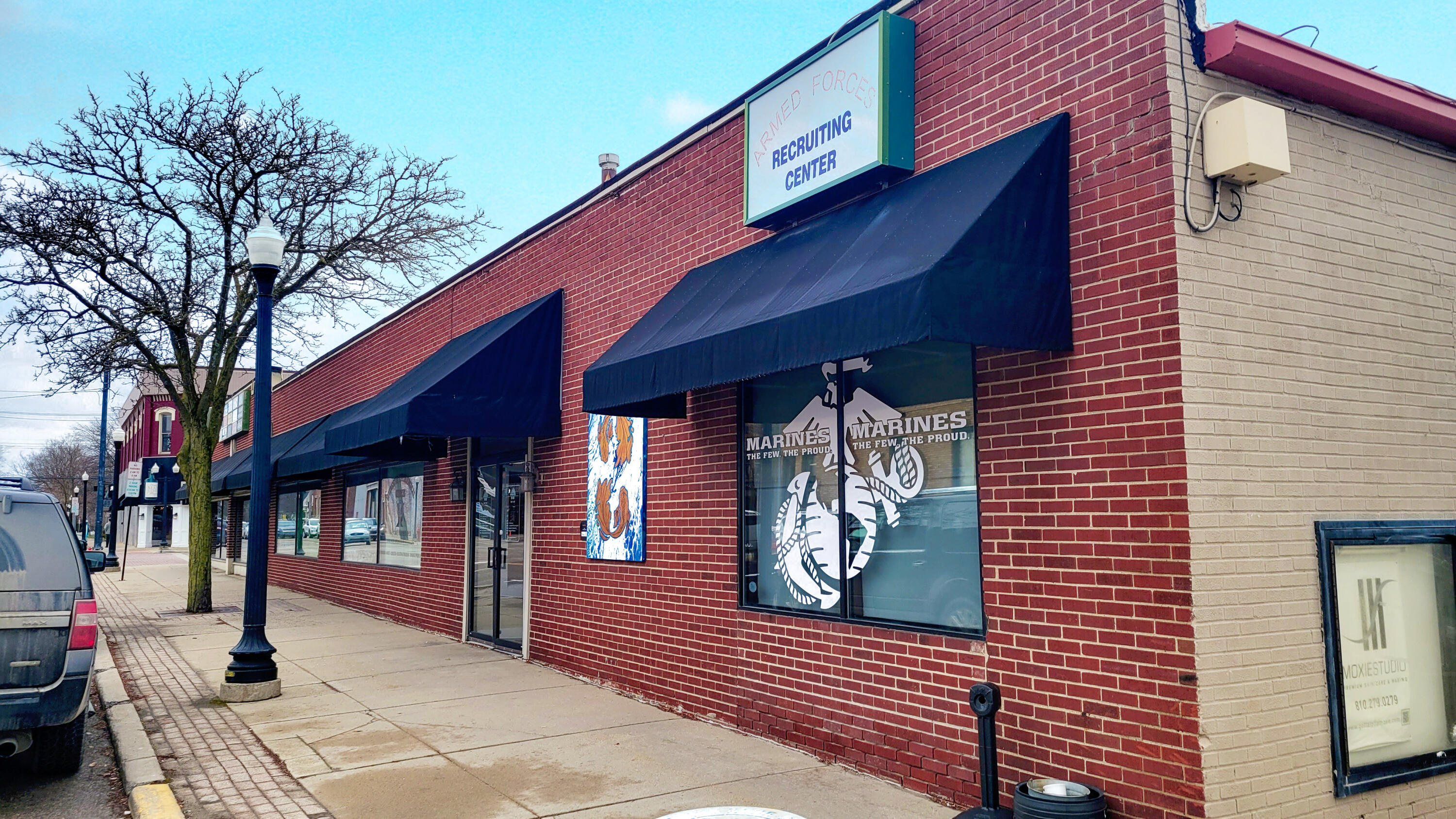 204 W Grand River Avenue 100, 140 & 280