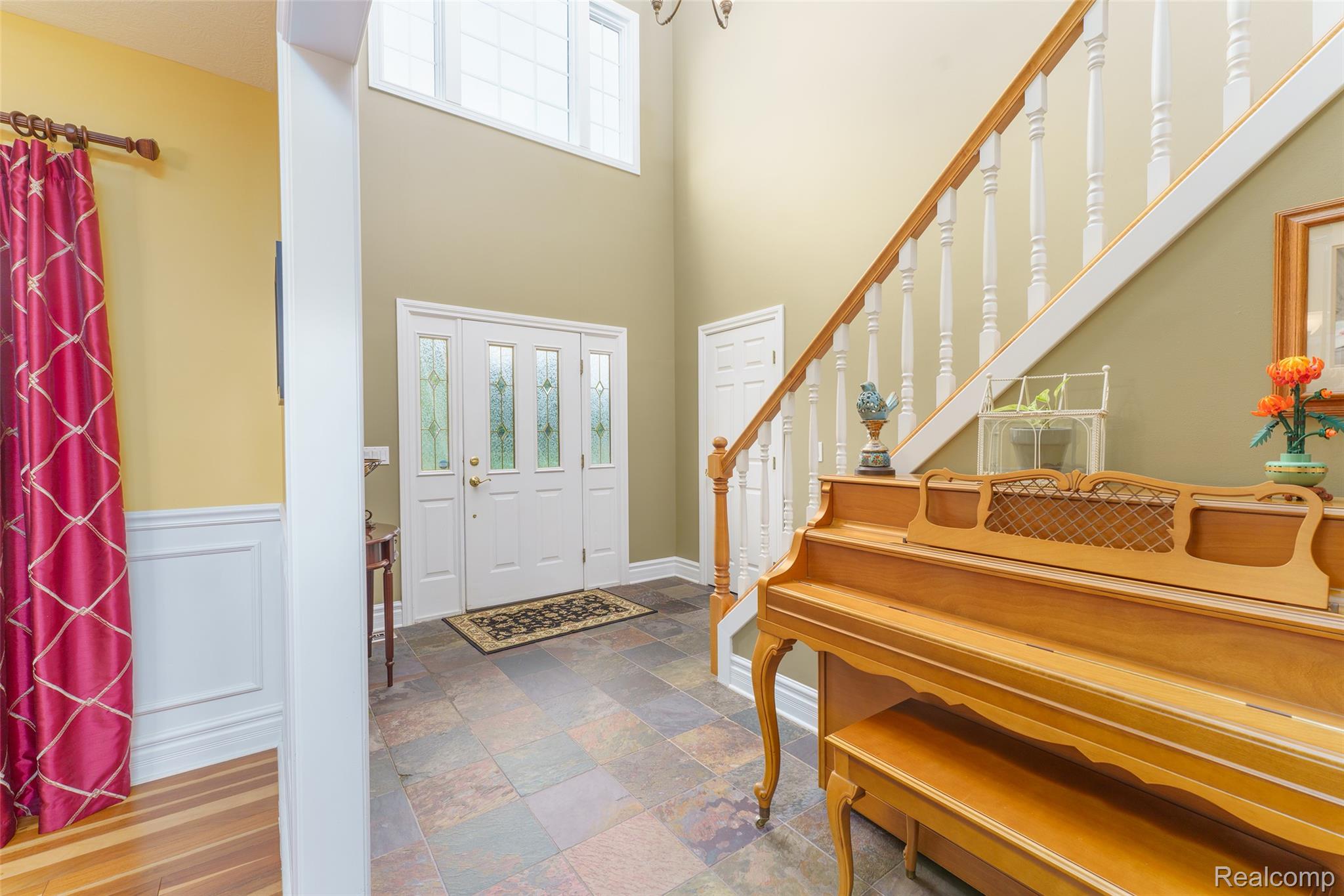 1235 Joann Lane