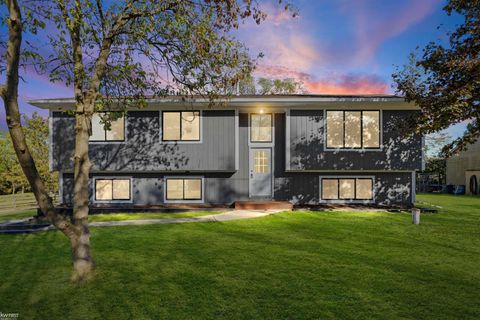 1000 Waterbury Road Highland Charter Township MI 48356