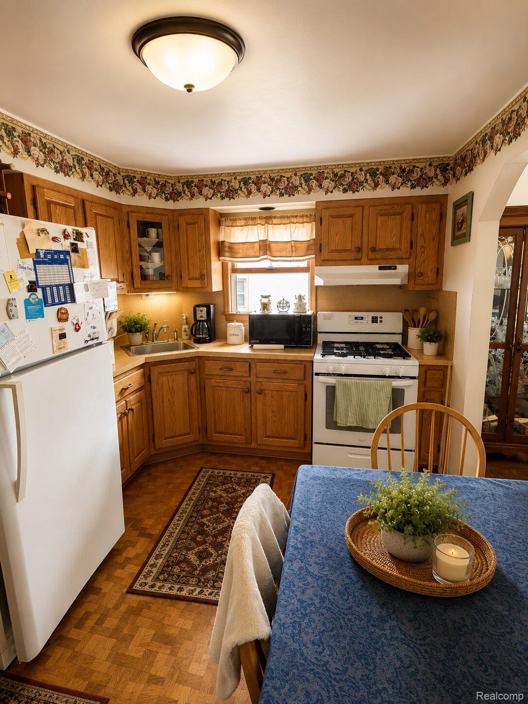 1290 Castlewood Drive