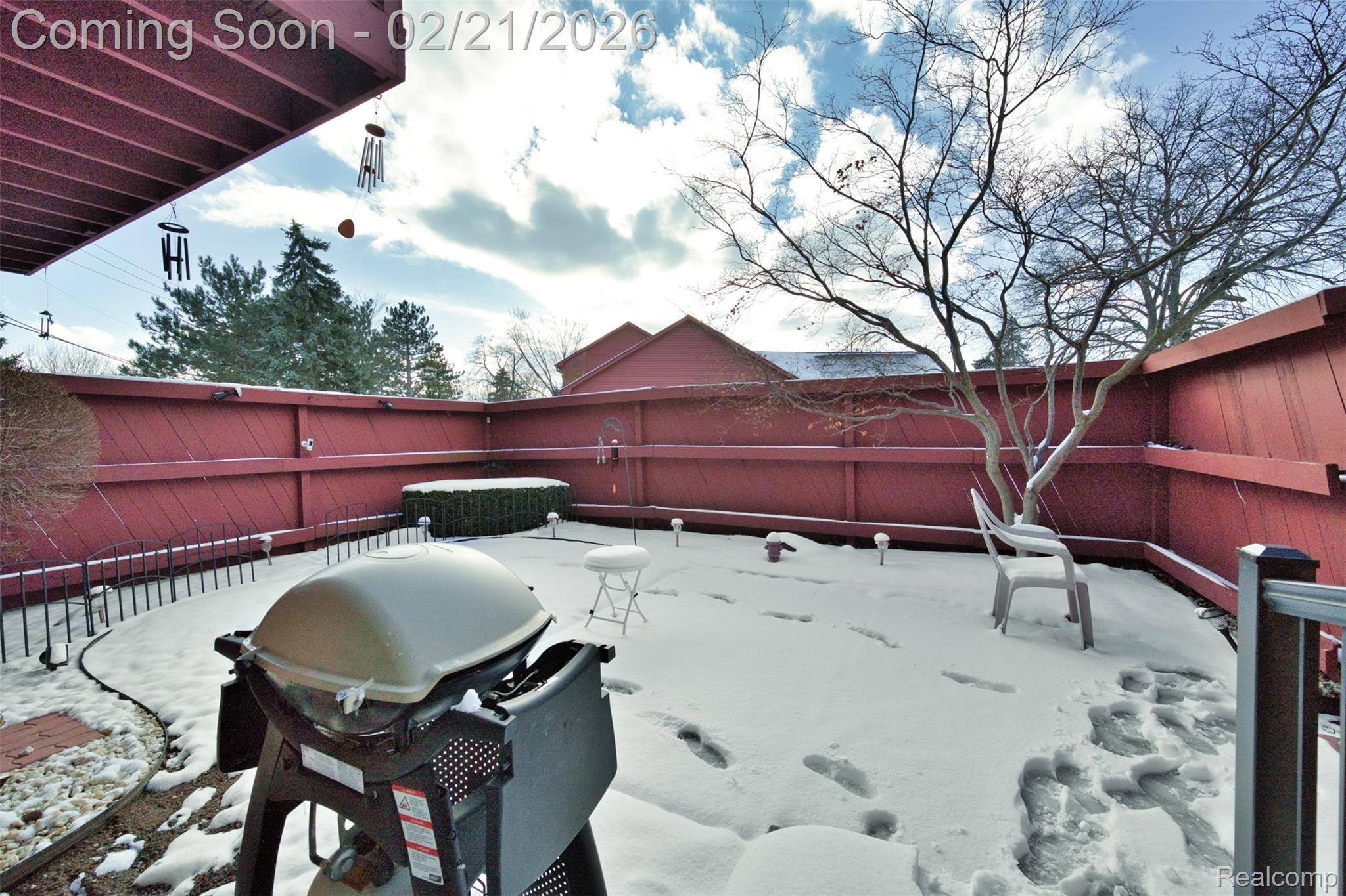 42192 Lochmoor Street 35