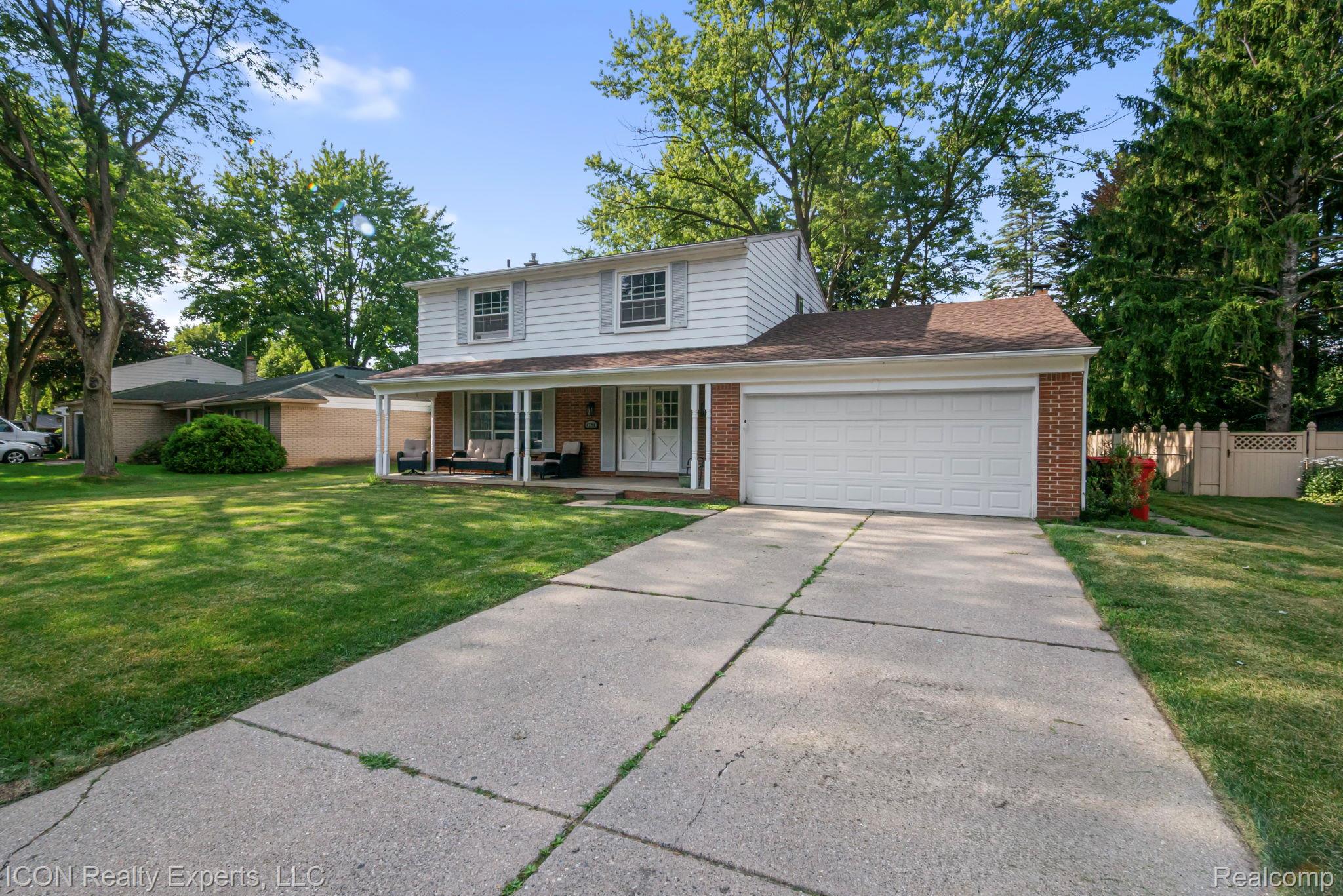 30280 Woodgate Drive