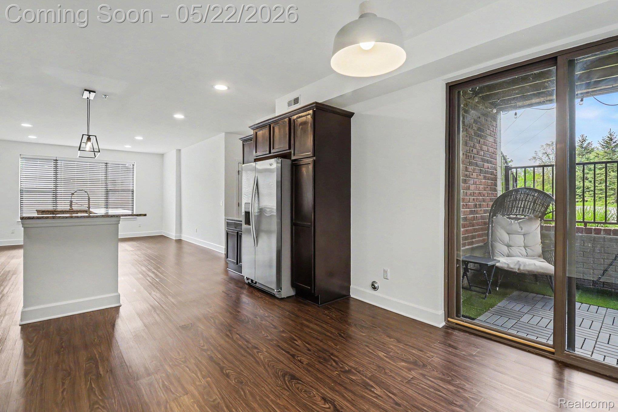 1250 DIAMOND Court E