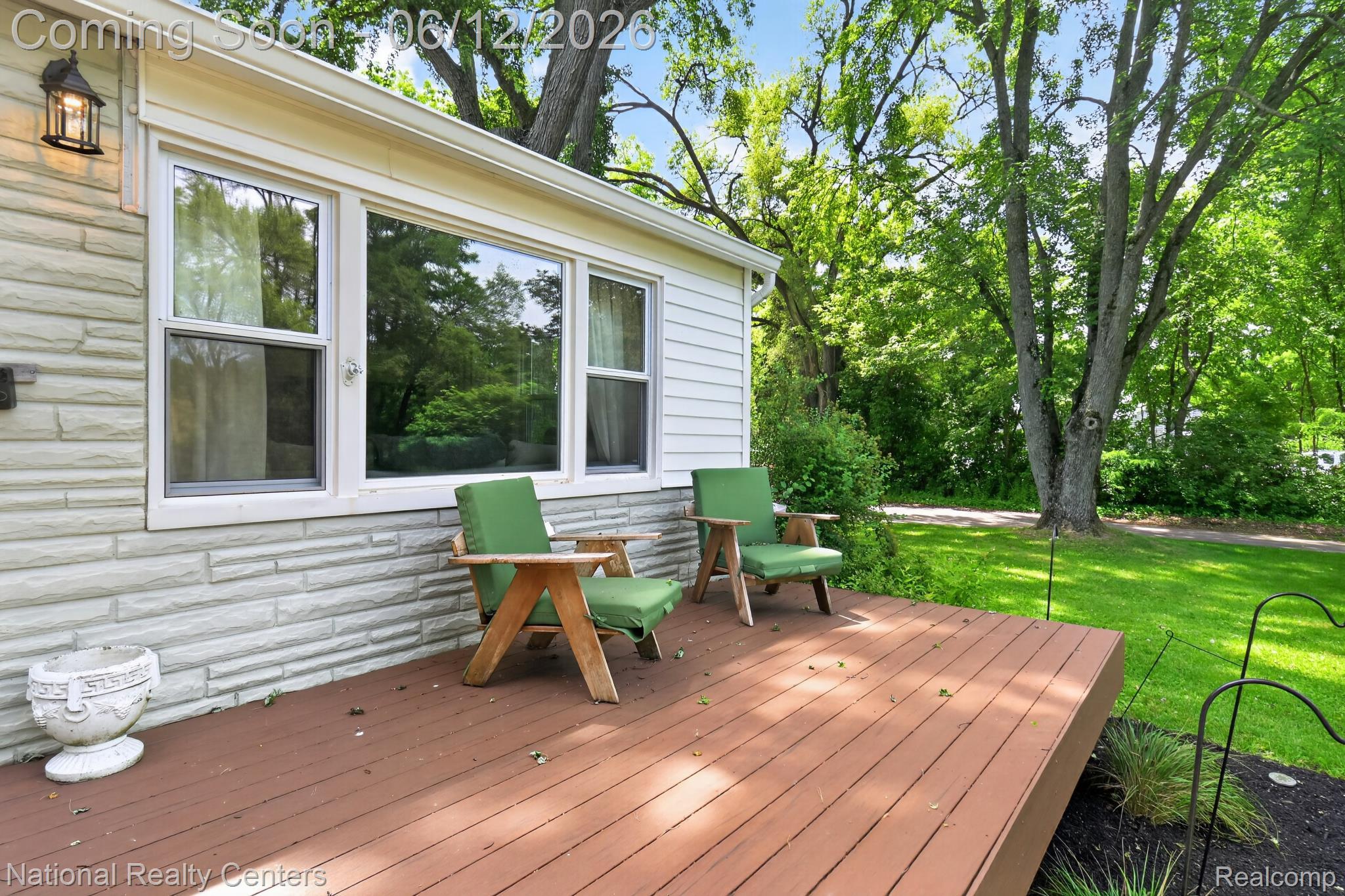 2465 Fairbury