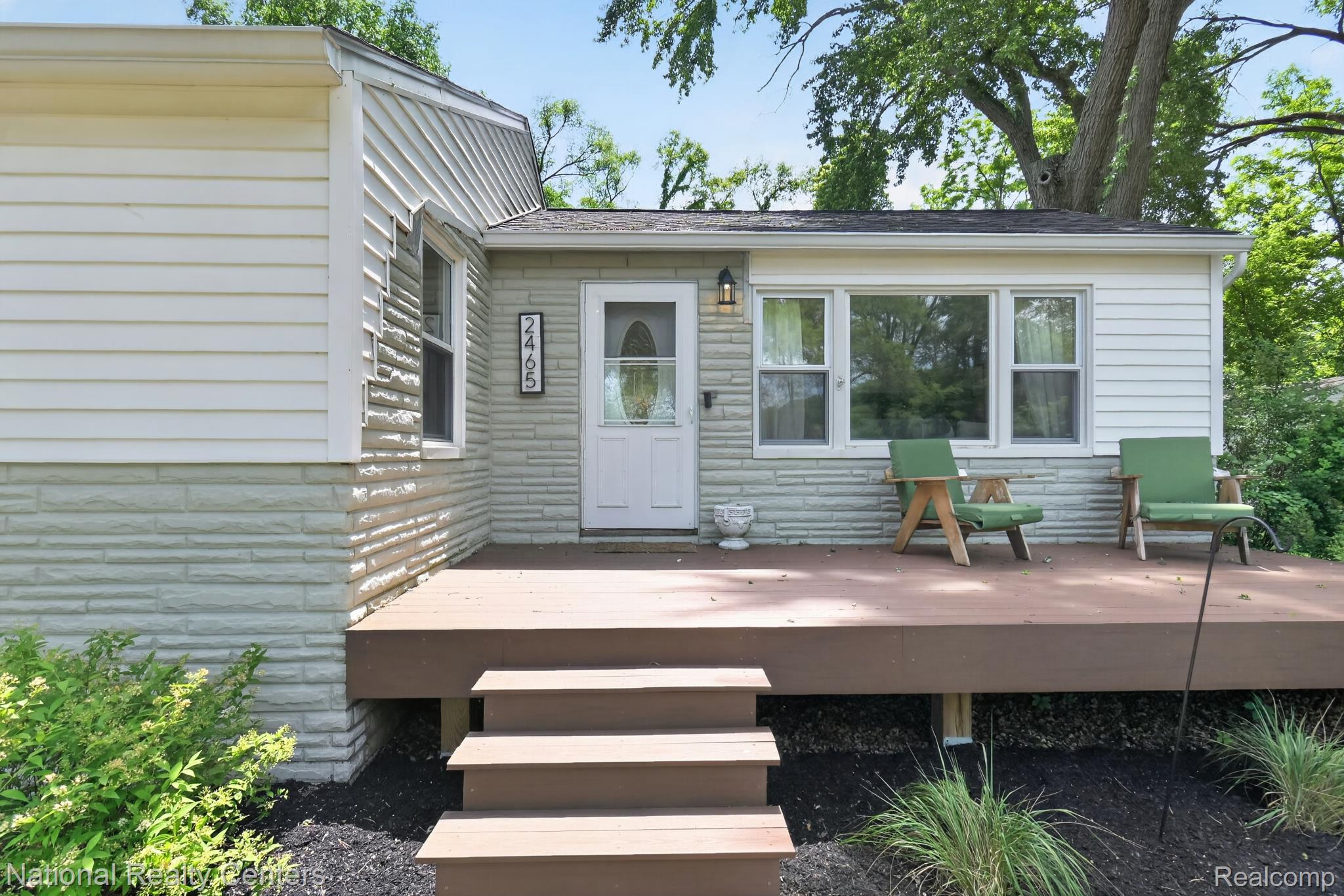 2465 Fairbury