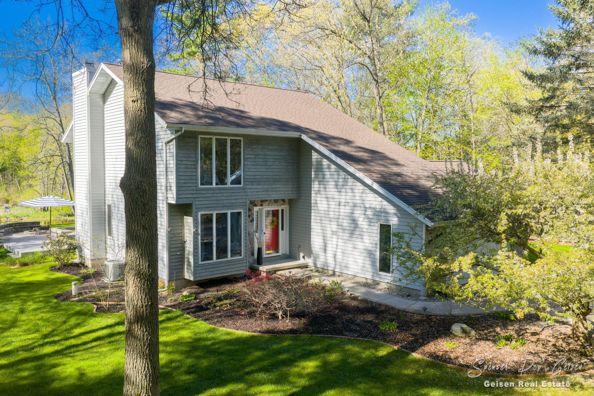 8717 River Oaks Circle