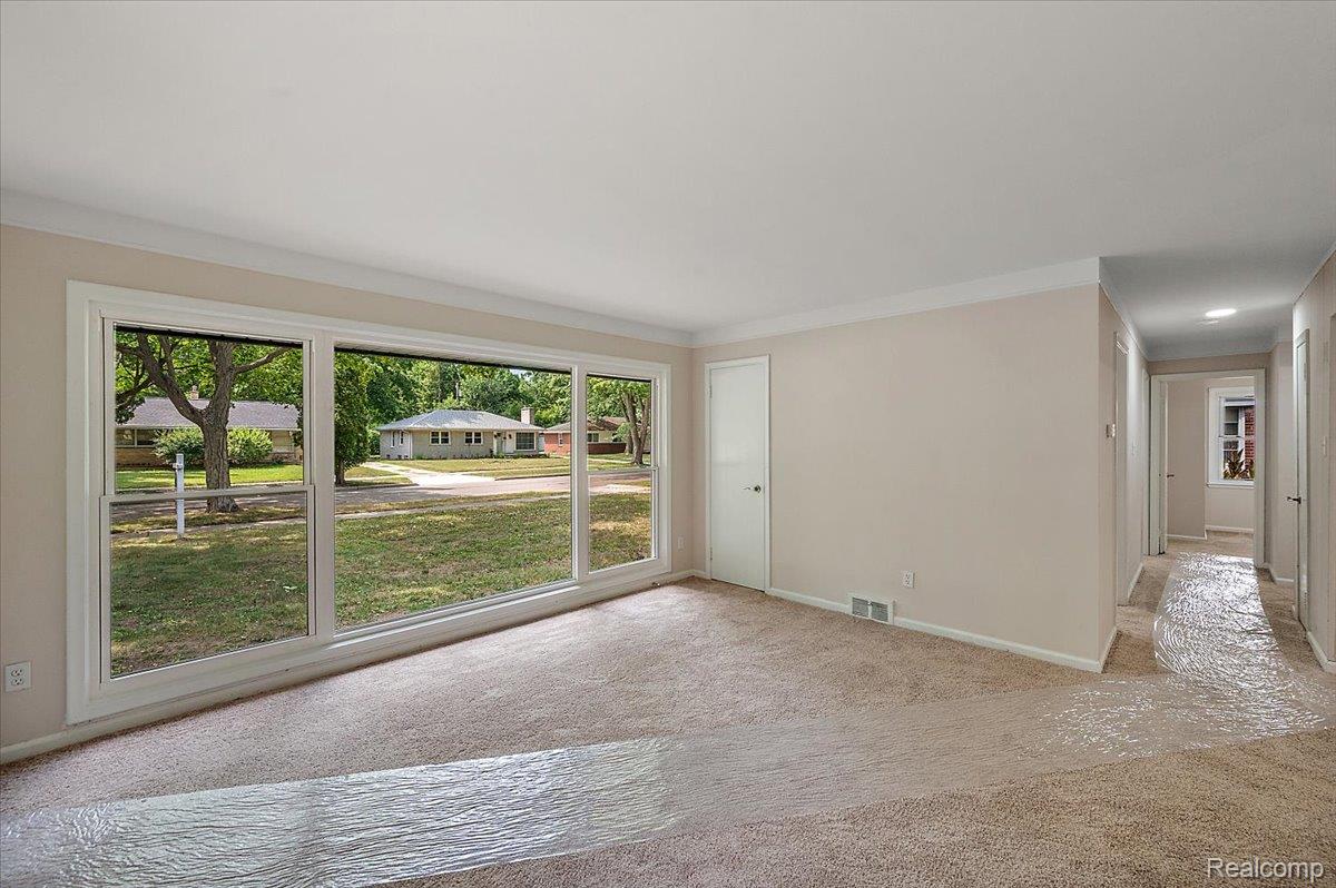 27626 Lexington Parkway
