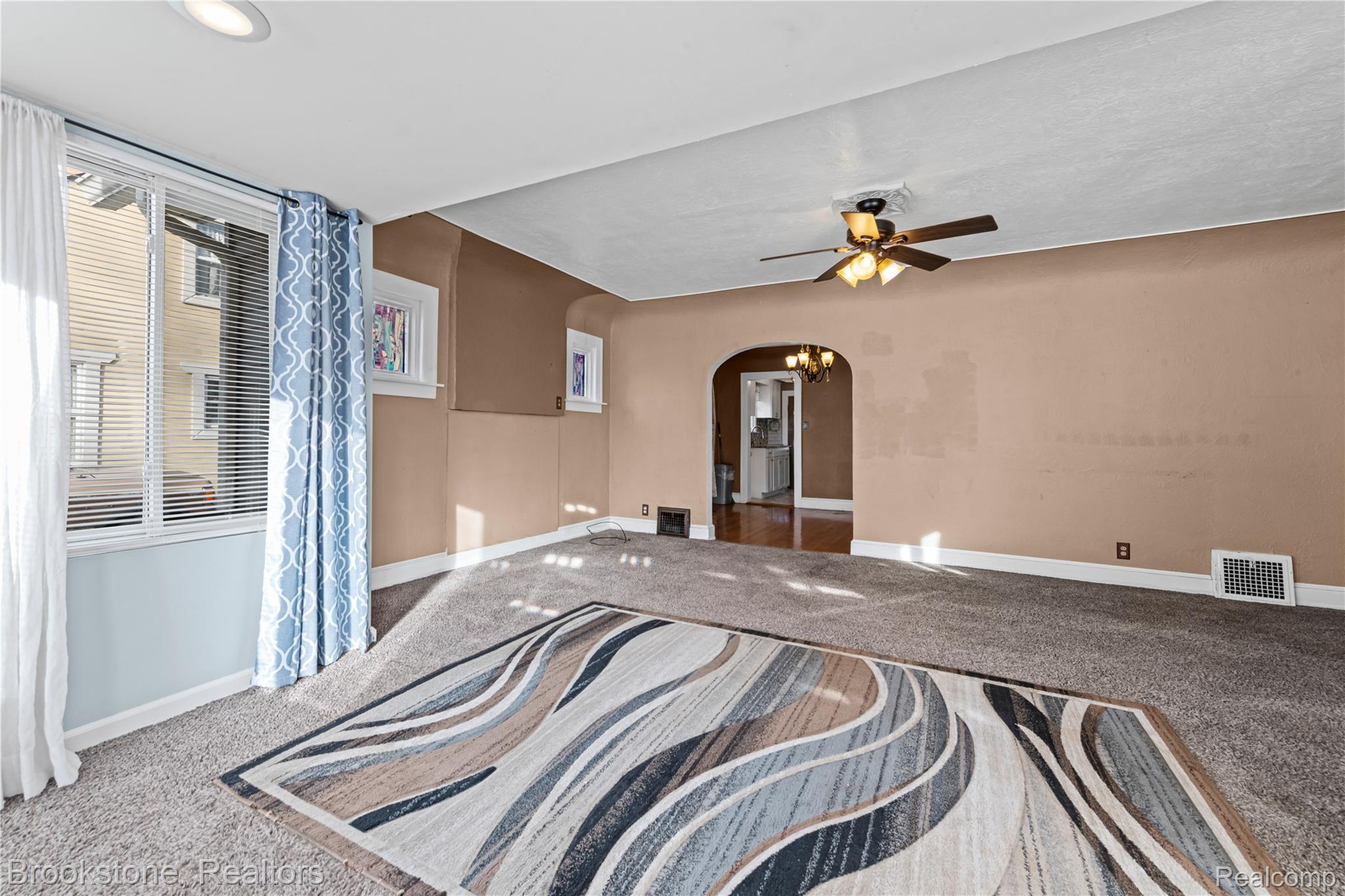 1012 La Salle Avenue