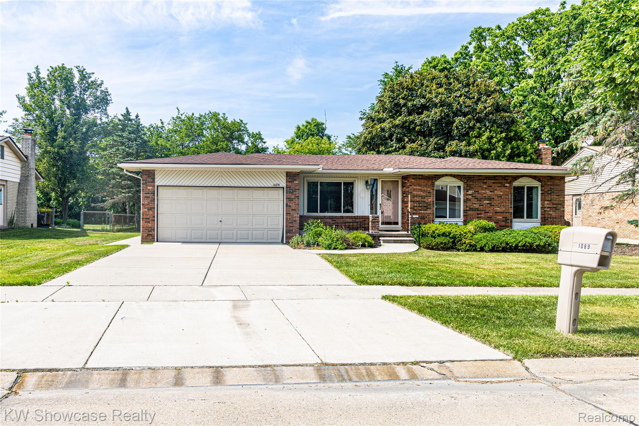 1089 Shallowdale Drive