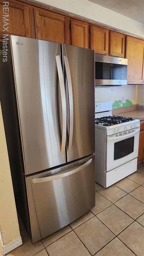 Tiny photo for 2755 Longmeadow Drive, Trenton City, MI 48183 (MLS # 20251059850)