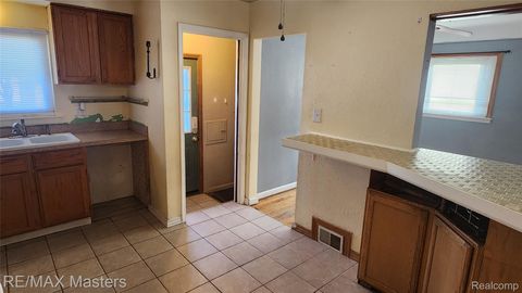 Tiny photo for 2755 Longmeadow Drive, Trenton City, MI 48183 (MLS # 20251059850)