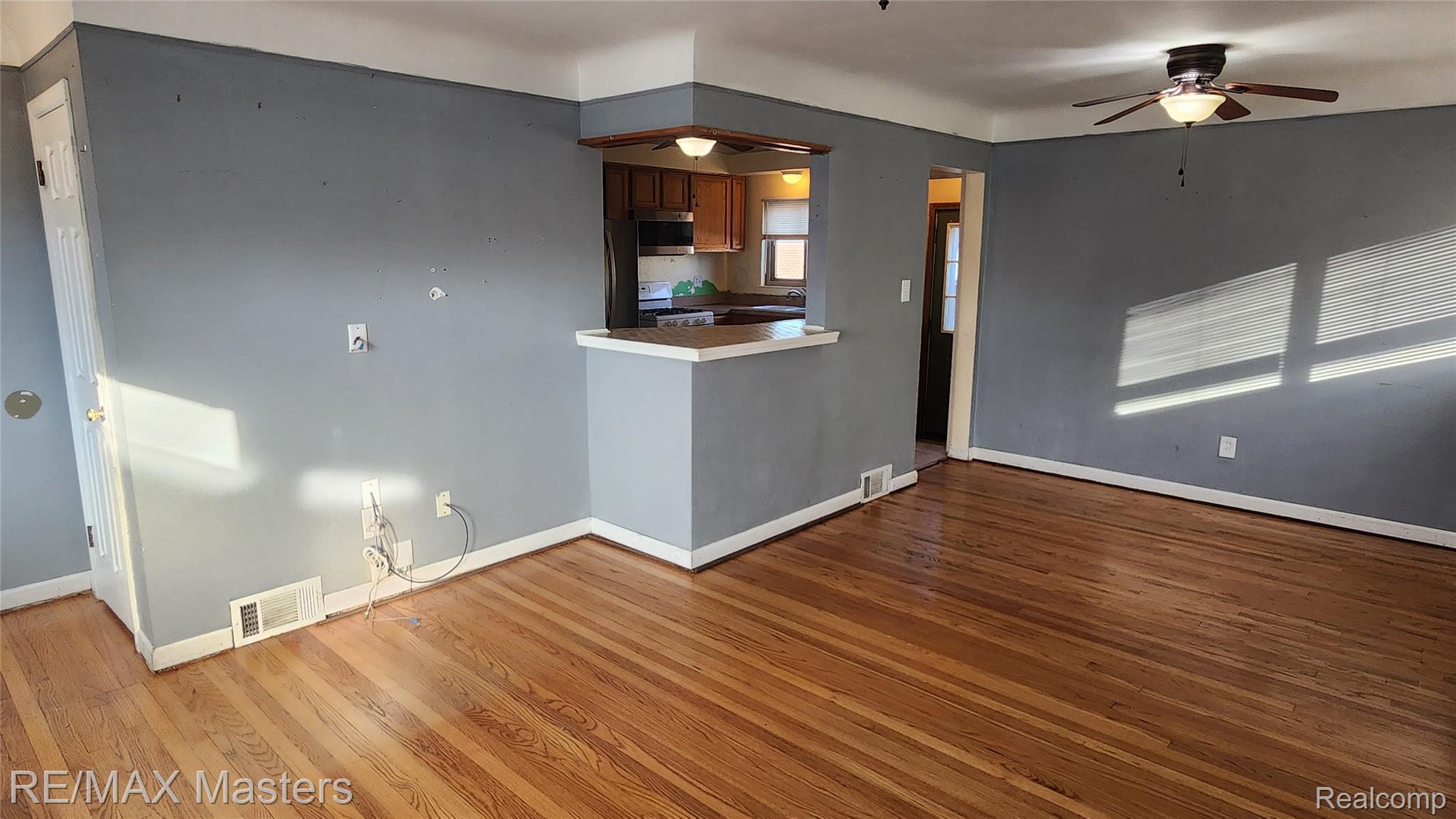 2755 Longmeadow Drive