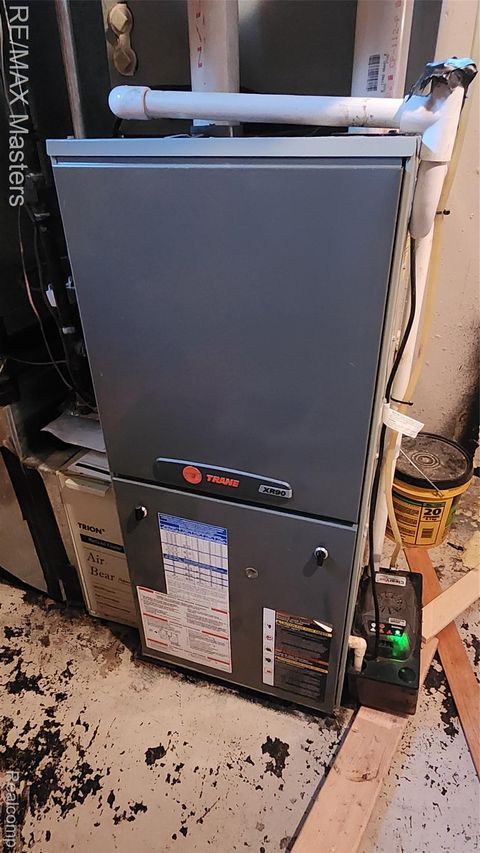 Tiny photo for 2755 Longmeadow Drive, Trenton City, MI 48183 (MLS # 20251059850)