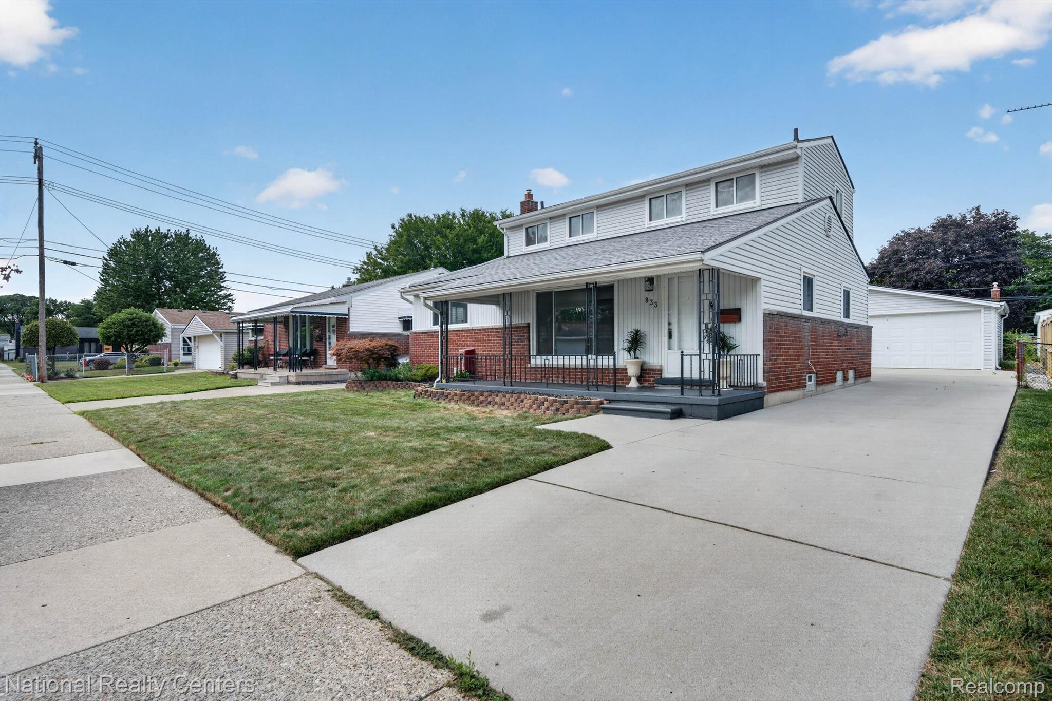 833 Bernie Lane