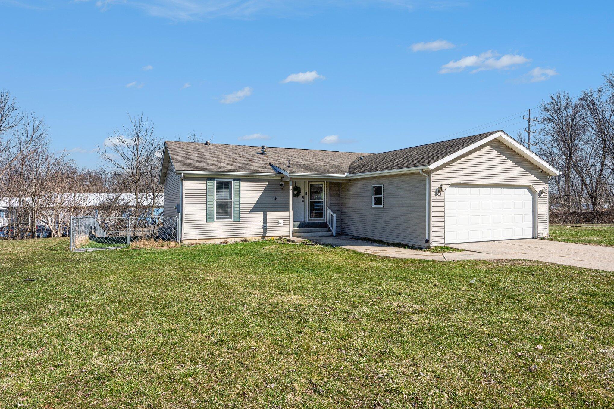 4 N New Moon Terrace