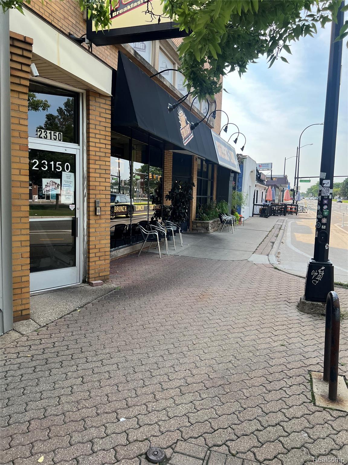 23150 woodward ave 1