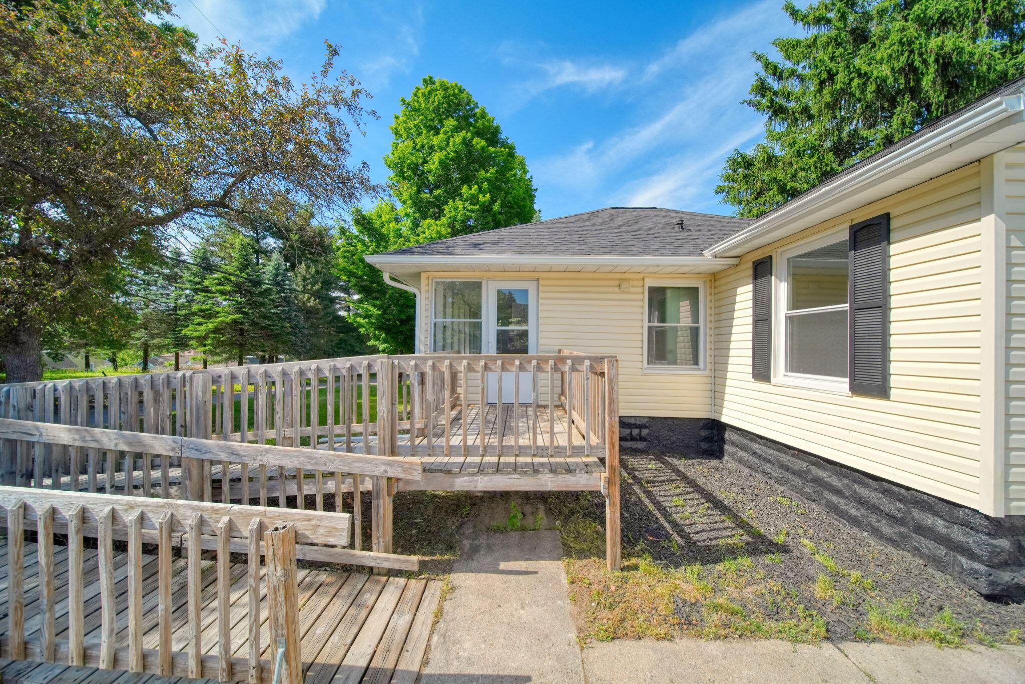 317 Lockwood Street