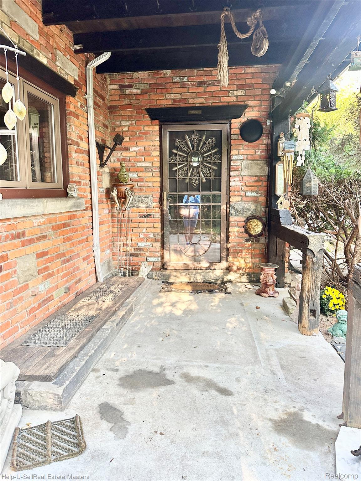3237 VINCENT Road