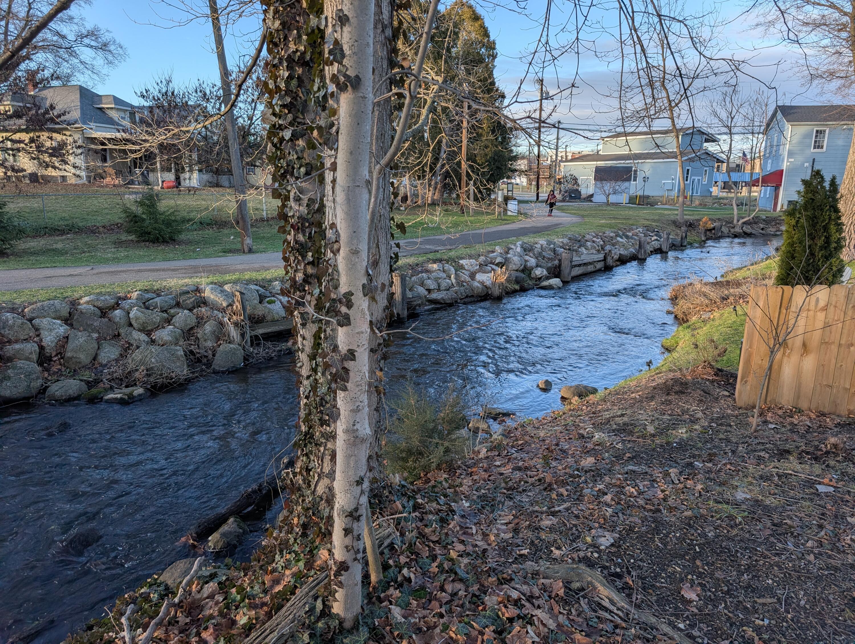 107 E Chicago Street