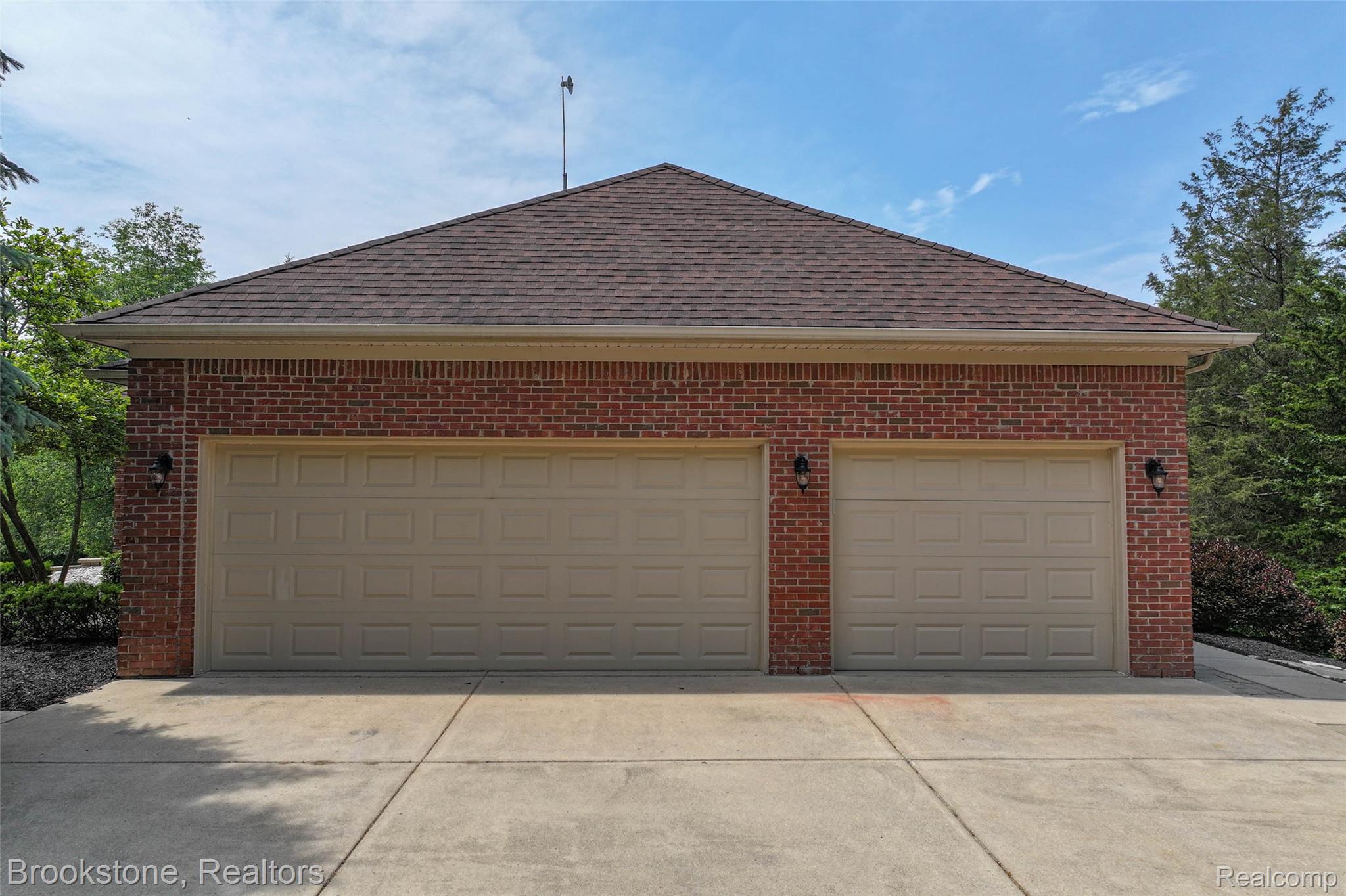 6439 Cohoctah Road