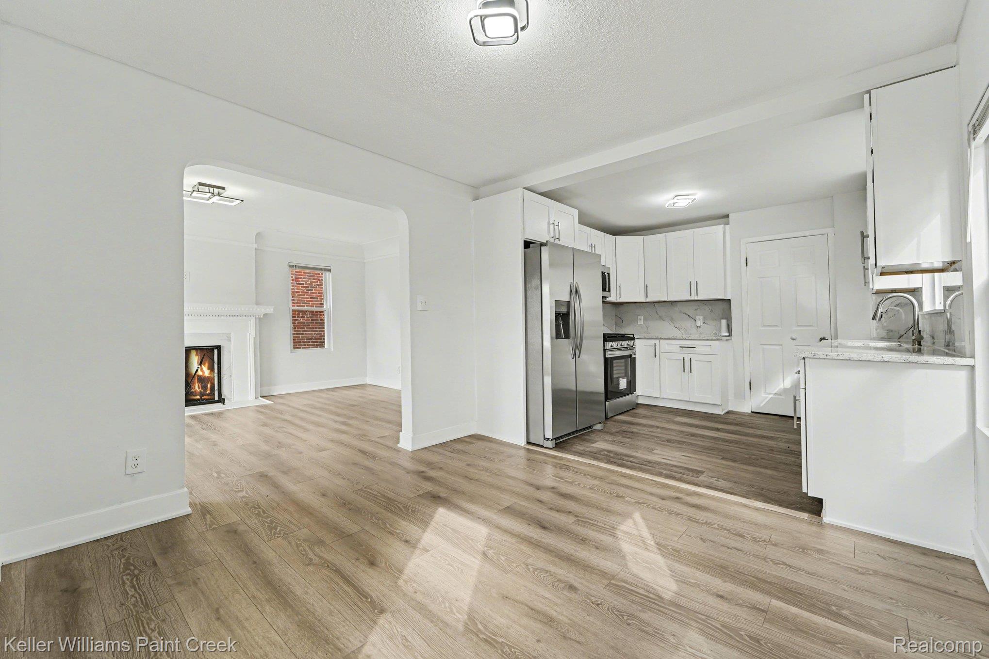 9436 Beaconsfield Street