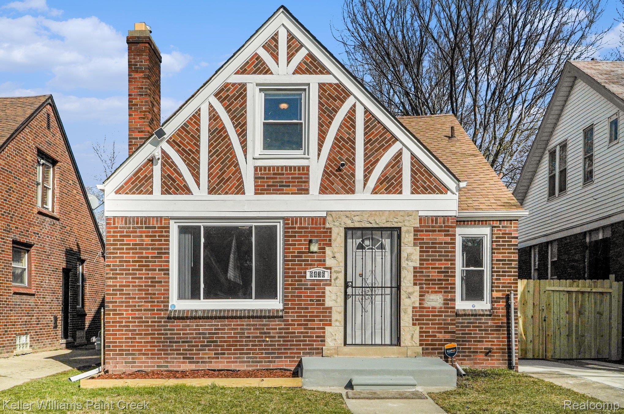 9436 Beaconsfield Street