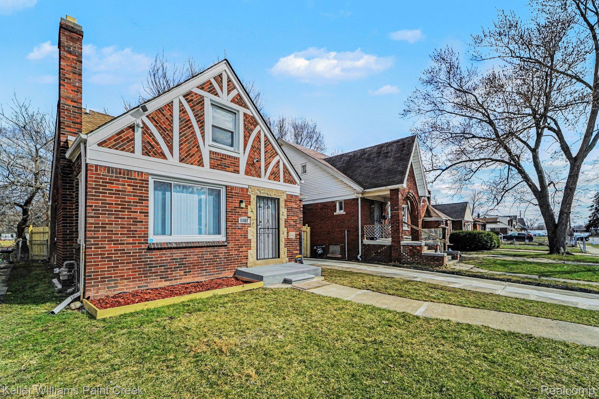 9436 Beaconsfield Street