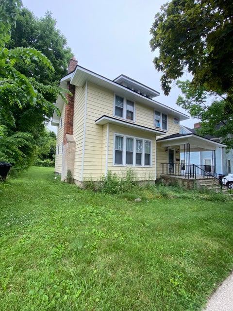 Photo of 612 Pearl Street, Ypsilanti, MI 48197 (MLS # 81026030502)