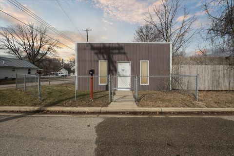 901 Call Street Lansing City MI 48906