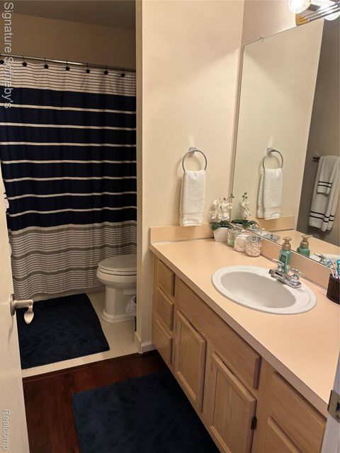 Tiny photo for 1931 Eagle Pointe, Bloomfield Charter Township, MI 48304 (MLS # 20251060604)